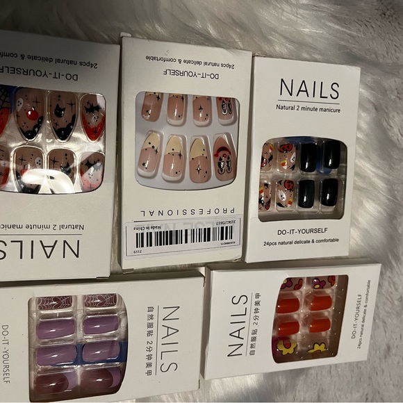 Halloween Press on Nail 5 Pack - Picture 2 of 11